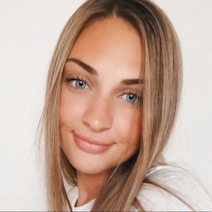 Meet your Posher, Leslie